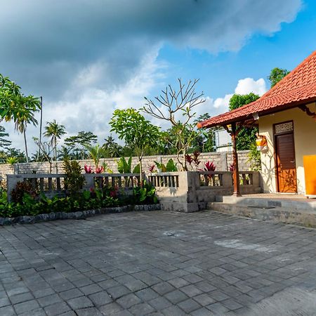 Villa Padang Santhi Ubud Exteriör bild